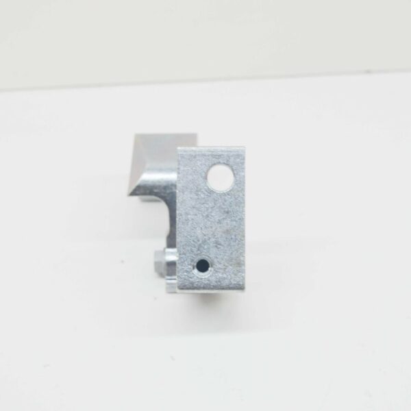 7E0831402B - NEW VOLKSWAGEN TRANSPORTER T6 FRONT RIGHT DOOR UPPER HINGE 7E0831402B