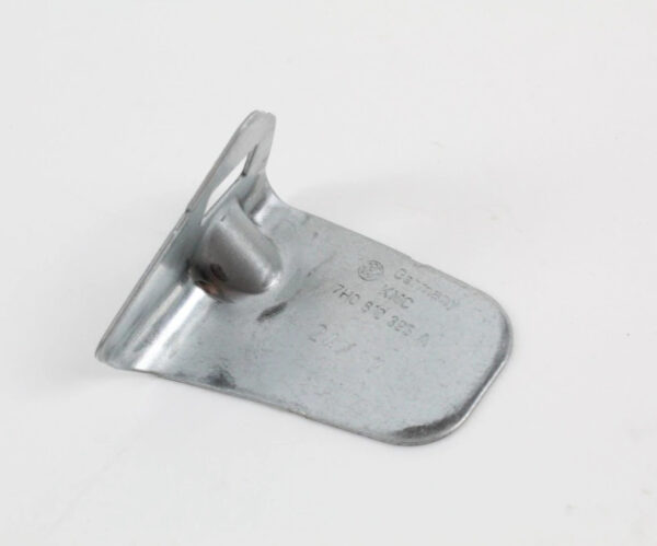 7H0810395A - New VW TRANSPORTER MK5 T5 Left Retaining Bracket 7H0810395A