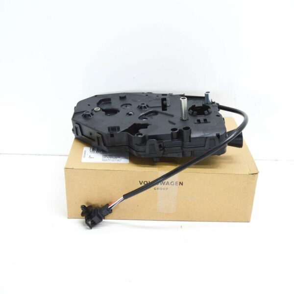 7H0827426AA - NEW VW TRANSPORTER T5 REAR TRUNK BOOTLID CARRIER LOCK 7H0827426AA ORIGINAL