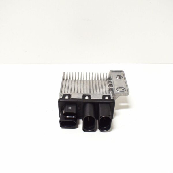 7H0919506D - NEW VW TRANSPORTER T5 RADIATOR FAN CONTROL MODULE 7H0919506D 2.0TDI 103KW