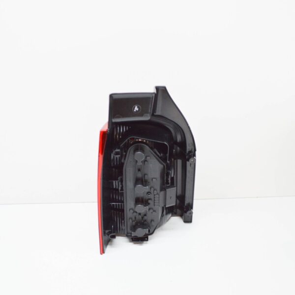 7H0945096J - NEW VW TRANSPORTER V T5 MINIBUS 7H MK5 REAR RIGHT TAILLIGHT 7H0945096J ORIGINAL