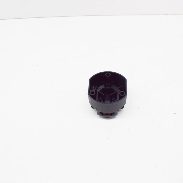 7H0945505A - NEW VW TRANSPORTER T5 TRAILER COUPLING SOCKET HOUSING 7H0945505A