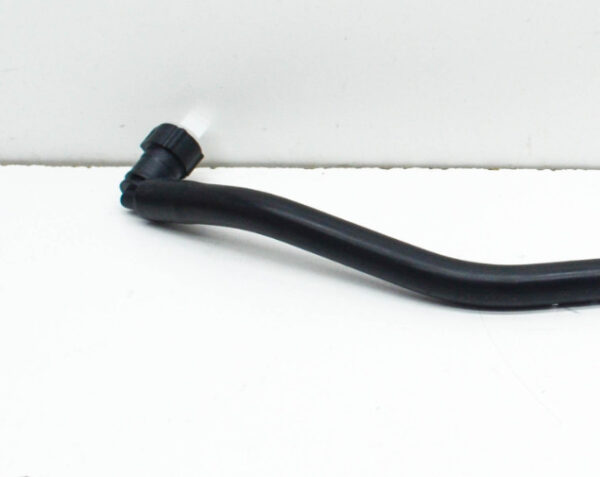 7L6133366L - VW TOUAREG 7L intake manifold connecting hose pipe 7L6133366L NEW ORIGINAL