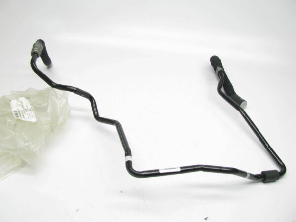 7L6422890E - NEW VW TOUAREG 7L POWER STEERING RETURN HOSE 7L6422890E ORIGINAL