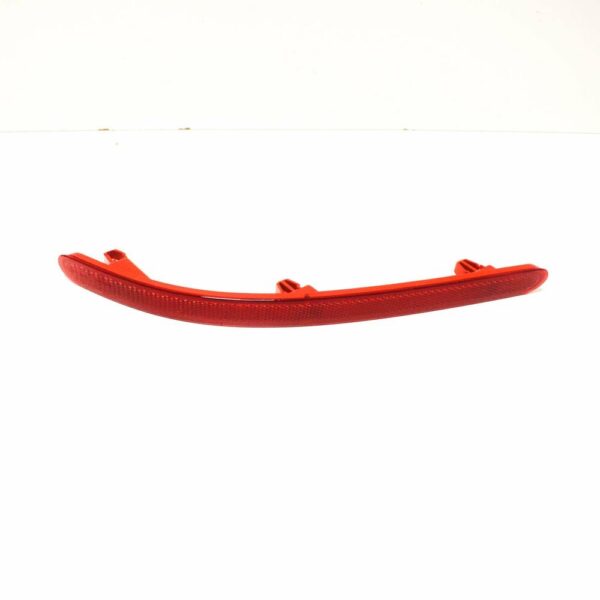 7L6945105A - NEW VOLKSWAGEN TOUAREG 7L REAR BUMPER LEFT REFLECTOR 7L6945105A
