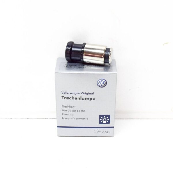 7L6947175A01C - Volkswagen Touareg 7L Torch 7L6947175A 01C GENUINE NEW