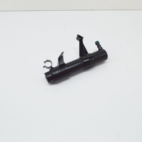 7L6955978A - NEW VW TOUAREG 7LA RIGHT HEADLIGHT WASHER 7L6955978A