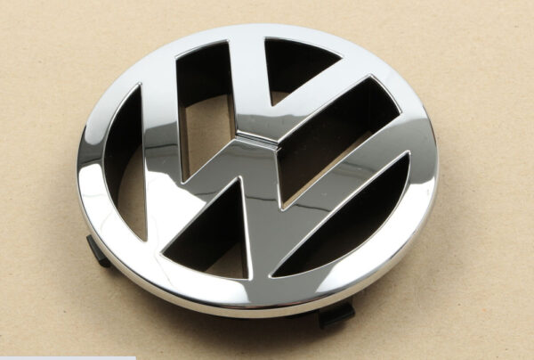 7M3853601ULM - NEW VOLKSWAGEN SHARAN 7M MK1 FRONT RADIATOR GRILLE BADGE 7M3853601ULM