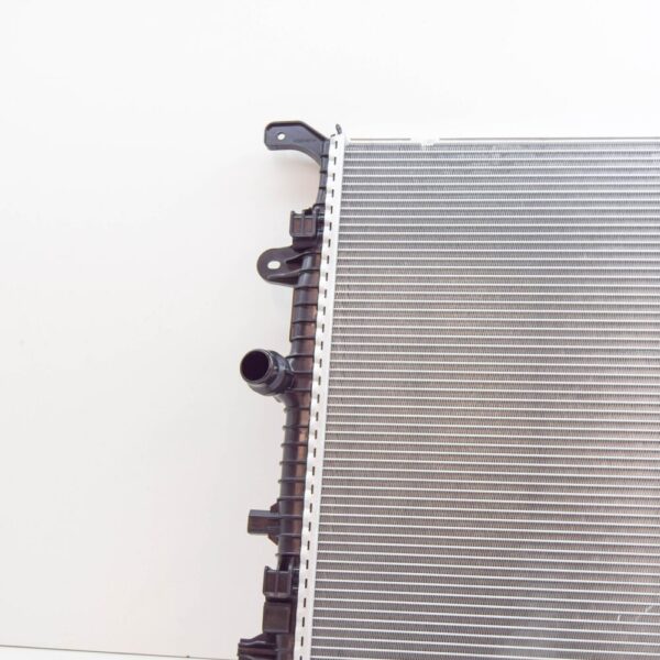 7N0121253B - VW SHARAN 7N Engine Radiator 7N0121253B NEW GENUINE