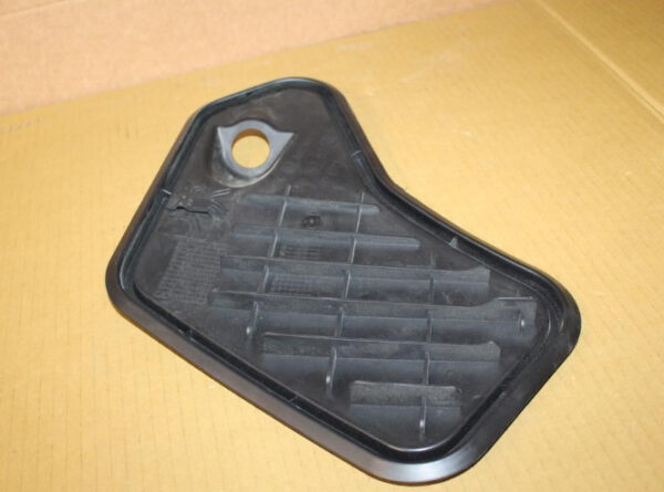 7N0843802D - NEW VW SHARAN 7N BEHIND RIGHT DOOR INNER BOARD COVER 7N0843802D