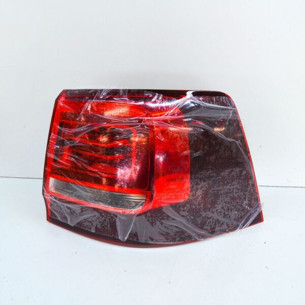 7N0945208 - NEW VW SHARAN 7N REAR RIGHT TAILLIGHT LAMP 7N0945208 ORIGINAL