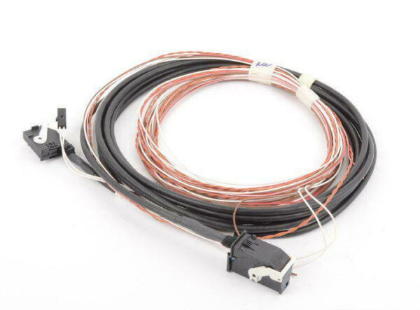 7N1971327 - NEW VW CC 358 REVERSING CAMERA SYSTEM ADAPTER CABLE LOOM 7N1971327 ORIGINAL