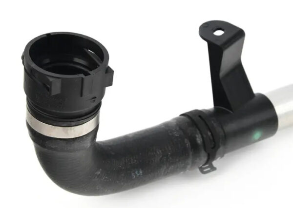 7P0121070AR - NEW VW TOUAREG 7P MK2 COOLANT HOSE PIPE 7P0121070AR