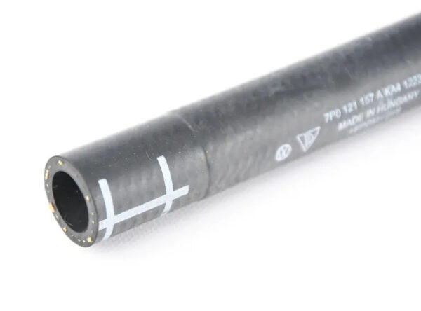 7P0121157A - NEW VW TOUAREG 7P ENGINE COOLANT HOSE 7P0121157A ORIGINAL