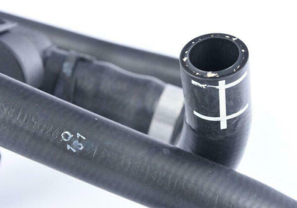 7P0122049H - NEW VW TOUAREG 7P ENGINE COOLANT HOSE WITH VALVE 7P0122049H GENUINE