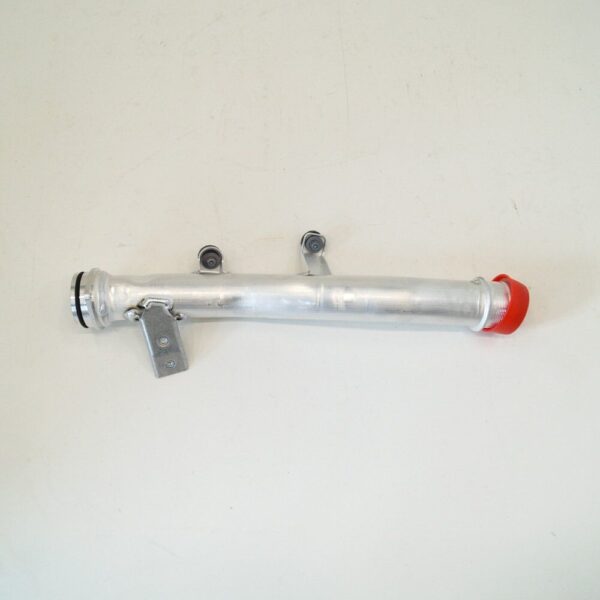 7P0145762A - NEW VOLKSWAGEN TOUAREG 7P 3.0 DIESEL V6 INTERCOOLER HOSE PIPE 7P0145762A 2016