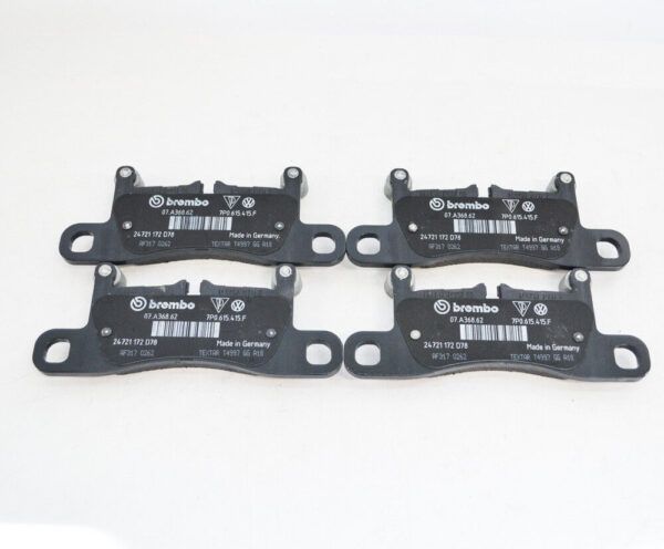 7P0698451 - NEW VOLKSWAGEN TOUAREG 7P 3 0 TDI V6 REAR BRAKE LINING SET KIT 7P0698451