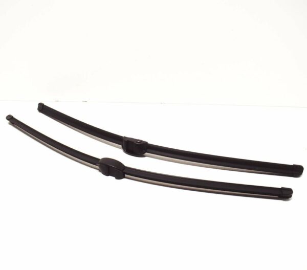 7P0998002 - NEW VOLKSWAGEN TOUAREG 7P5 FRONT WINDSHIELD WIPER BLADE SET 7P0998002