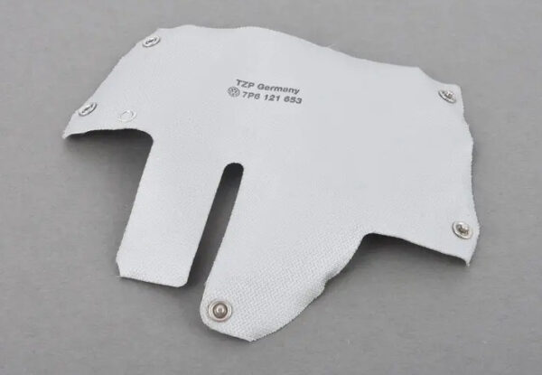 7P6121653 - NEW VW TOUAREG 7P MK2 COOLING SYSTEM WARM REFLECTION MAT 7P6121653 ORIGINAL