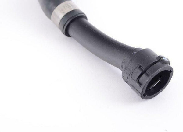 7P6122109D - NEW VOLKSWAGEN TOUAREG 7P ENGINE COOLANT OVERFLOW HOSE 7P6122109D