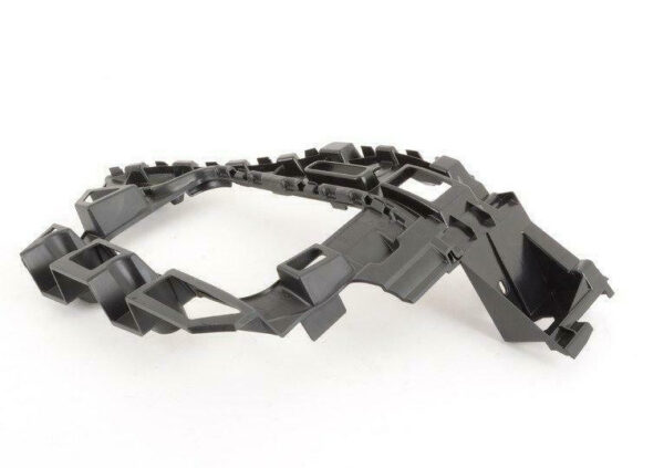 7P6807375B - NEW VOLKSWAGEN TOUAREG 7P REAR LEFT BUMPER GUIDE PROFILE 7P6807375B ORIGINAL