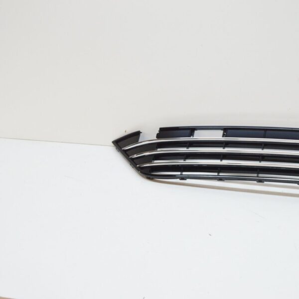 7P6853671J041 - New Genuine VW Touareg 15-17 R Line Front Bumper Center Lower Gill 7P6853671J041