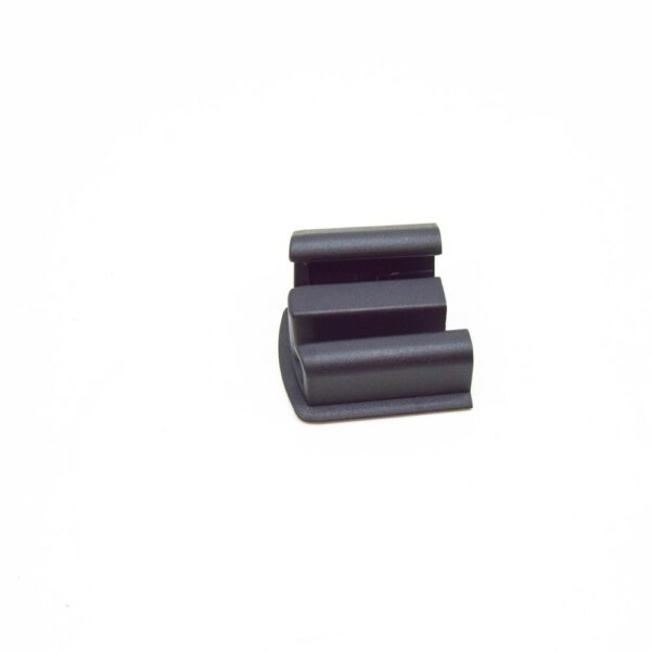 7P688134882V - VW Touareg 7P MK2 front seat guide rail cover right 7P688134882V NEW