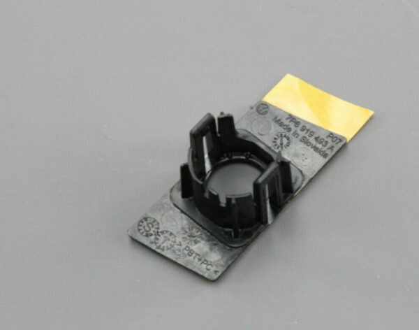 7P6919493A - NEW VOLKSWAGEN TOUAREG 7P FRONT BUMPER PDC SENSOR BRACKET 7P6919493A ORIGINAL