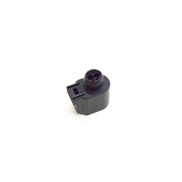 8T0973702 - VW AMAROK speed sensor flat contact housing 2 pin 8T0973702 NEW