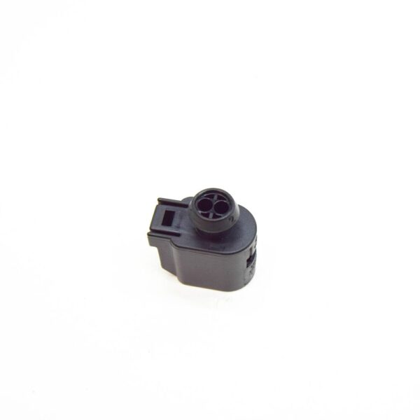8T0973702 - VW AMAROK speed sensor flat contact housing 2 pin 8T0973702 NEW