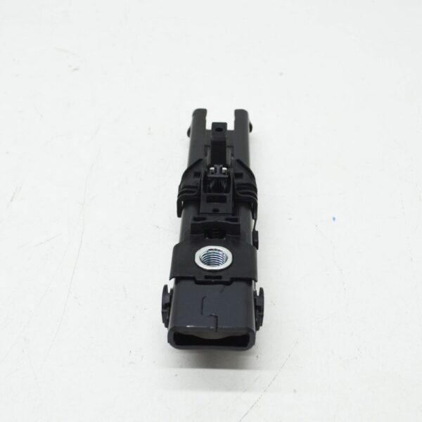 8V0857819A - NEW VW GOLF MK7 FRONT SEAT BELT HEIGHT ADJUSTER 8V0857819A
