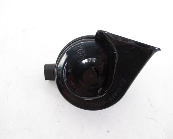 8X0951223B - NEW VOLKSWAGEN BEETLE 5C HIGH NOTE HORN SIGNAL 8X0951223B