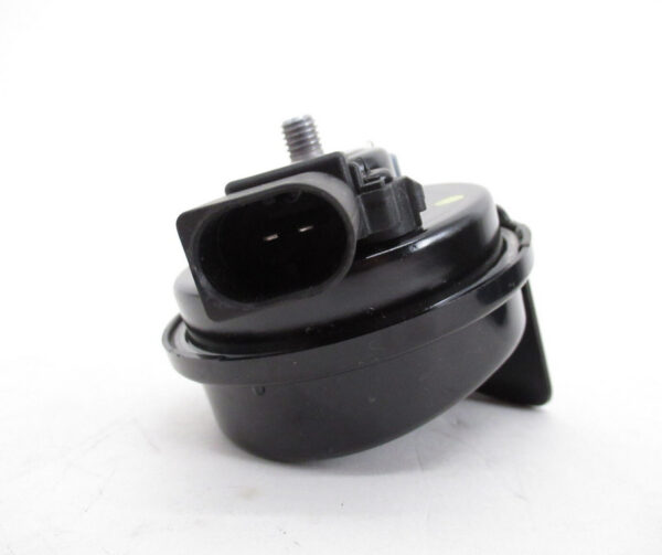 8X0951223B - NEW VOLKSWAGEN BEETLE 5C HIGH NOTE HORN SIGNAL 8X0951223B