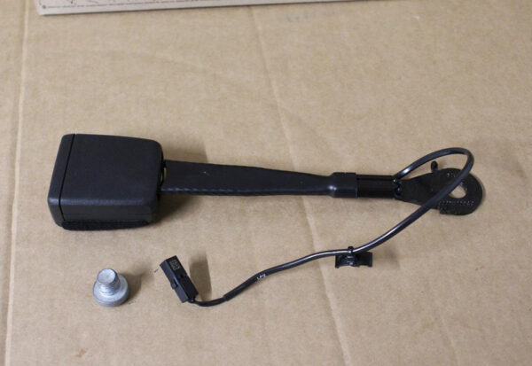 8Y0857755MNB - New VW GOLF CD MK8 FRONT LEFT SEAT BELT BUCKLE 8Y0857755MNB Genuine