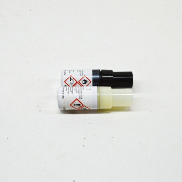 LST0P2K7X - NEW VW AUDI ISLAND GREY PEARL EFFECT TOUCH UP PAINT SET LST0P2K7X ORIGINAL