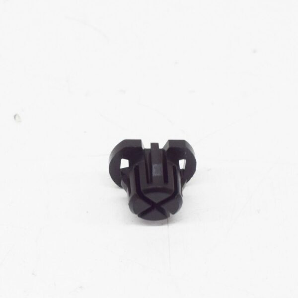 WHT003491 - NEW VW PASSAT B7 UNDERBODY TRIM BOLT EXPAND BY NUT WHT003491 ORIGINAL