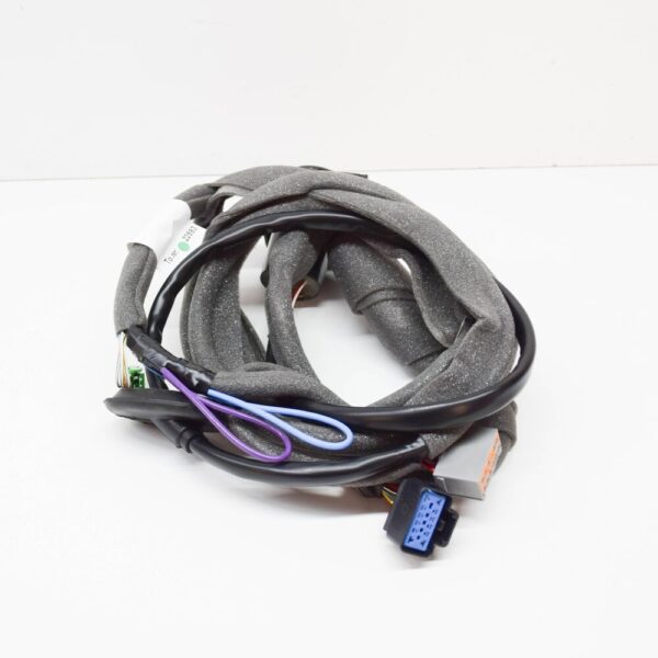 30756529 - Volvo XC90 MK1 Wiring Harness for Trailer Hitch 30756529 New