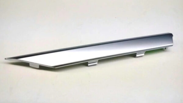31283907 - VOLVO XC70 MK2 FRONT UPPER GRILLE MOULDING 31283907 NEW GENUINE