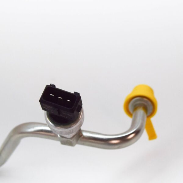 31315115 - Volvo XC60 Air Conditioner Compressor Pipe 31315115 NEW GENUINE