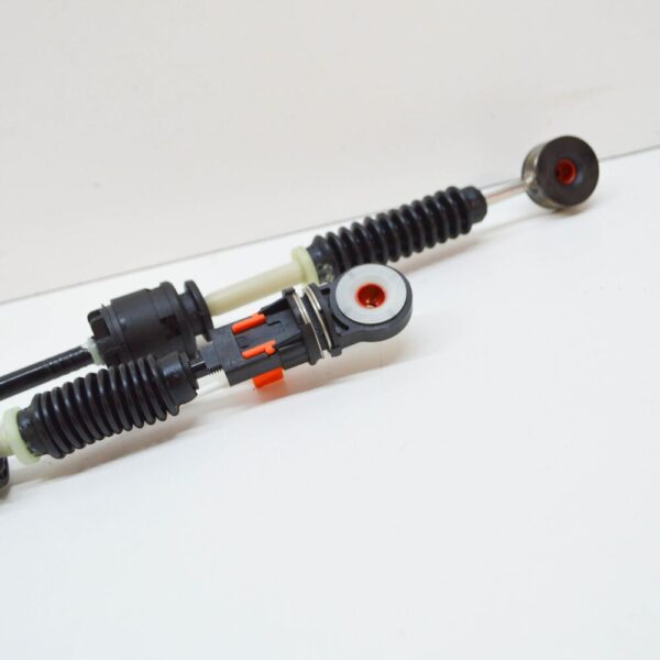 31325655 - Volvo C30 Gear Shifting Mechanism Cable LHD/RHD 31325655 NEW GENUINE
