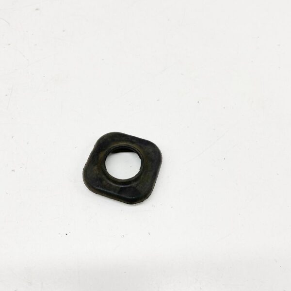 31333687 - VOLVO S60 MK2 WINDSHIELD WIPER ARM SEALING 31333687 NEW GENUINE