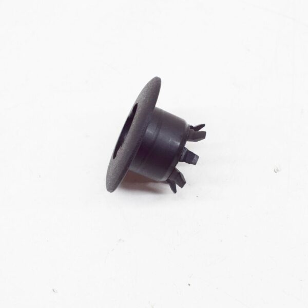 31375248 - NEW GENUINE VOLVO XC60 MK1 Engine Cover Clip 31375248