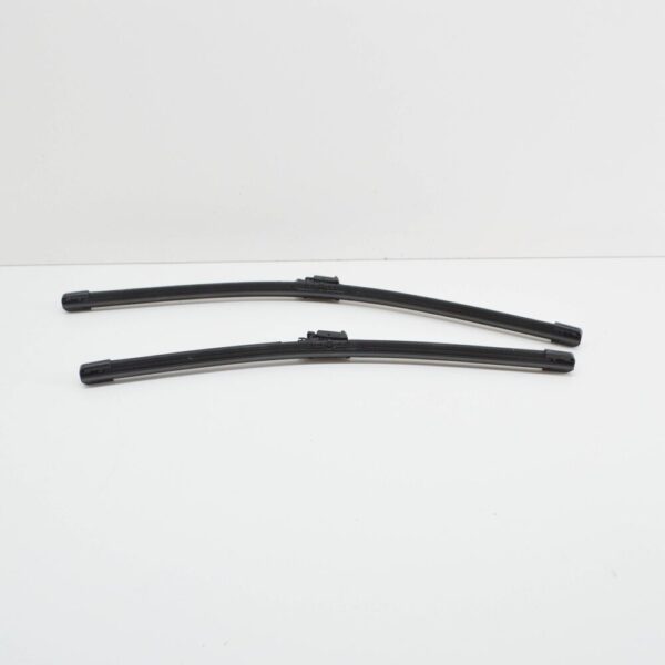31693567 - Volvo S60 MK3 Front Wiper Blade Set LHD 31693567 NEW GENUINE