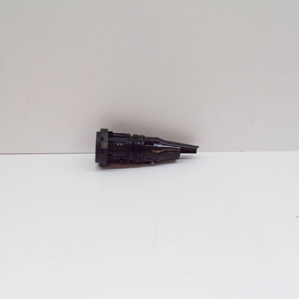 32312179 - Volvo XC90 MK2 Fuel Filler Pipe Service Kit Insert 32312179 NEW GENUINE
