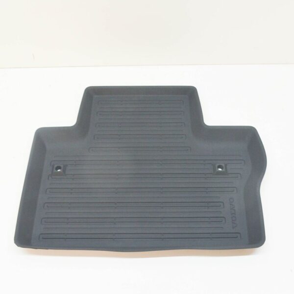39807571 - Volvo V70 MK3 All Weather Rubber Floor Mat Set LHD 32357489 NEW