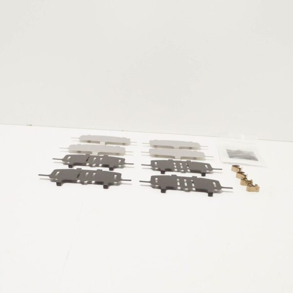 0494530180 - XUS IS XE20 Front Wheel Brake Paving Balancing Kit 0494530180 04945-30180 New
