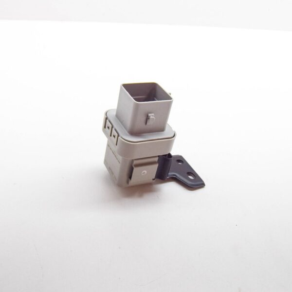 368302F360 - HYUNDAI SANTA FE MK3 DM Glow Plug Relay 368302F360 NEW GENUINE