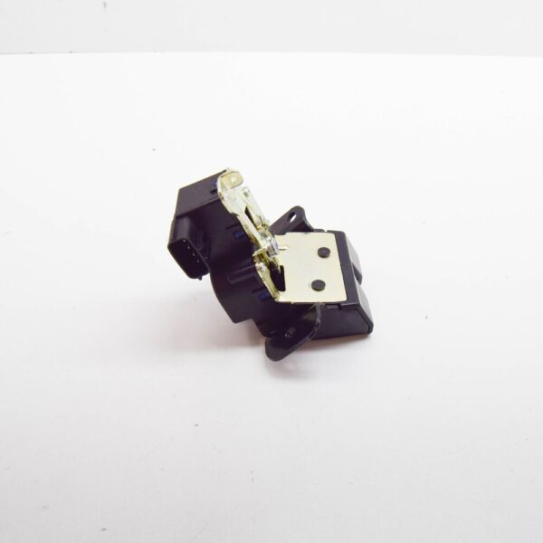 81230C8500 - Hyundai i20 MK3 Tailgate Latch 81230C8500 NEW GENUINE