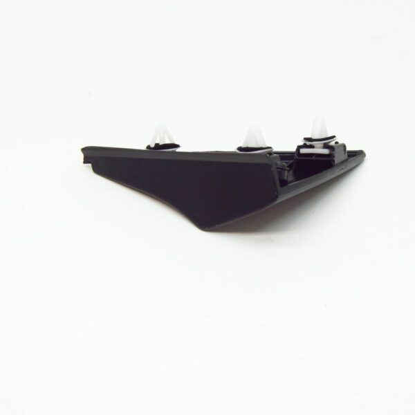 86180C7000 - HYUNDAI i20 GB Left Gasnish Molding Assy Trim 86180C7000 NEW GENUINE